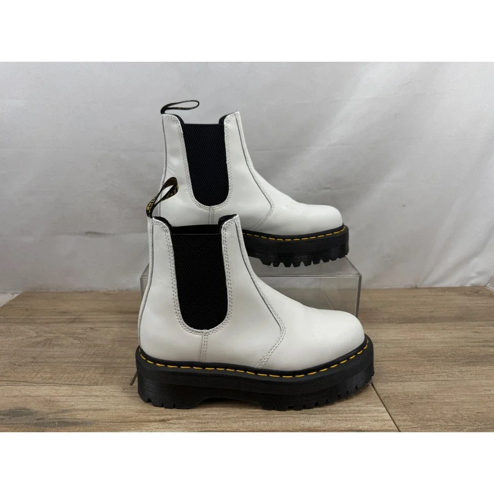 Dr. Martens 2976 Quad White Leather Platform Chelsea Boots Womens 8 USL 39 EU